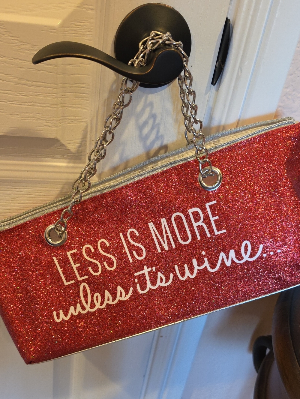 Insulated 6.5x13.5" Glittery Wine Chiller-Red. Heavy Chain Handle Clutch NWT